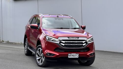 Isuzu MU-X 2021