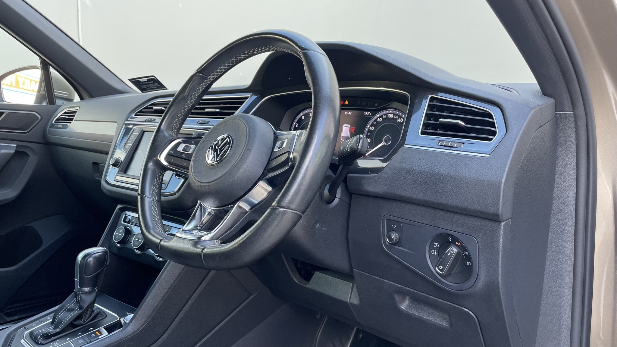 Volkswagen Tiguan 2017 - 14